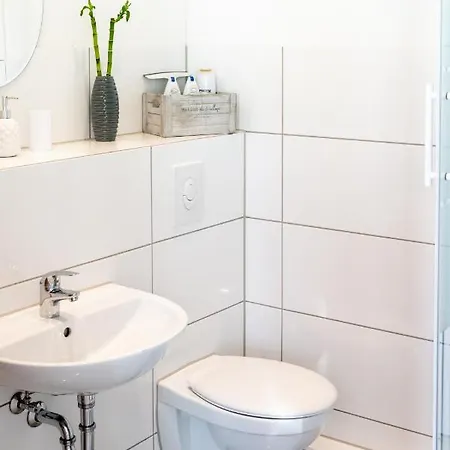 City Studio For 2, Near Sonnenallee * Berlin