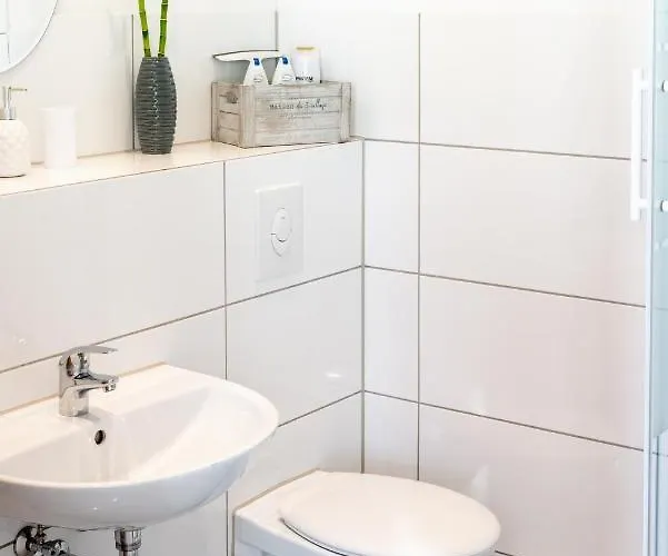 City Studio For 2, Near Sonnenallee * Berlin