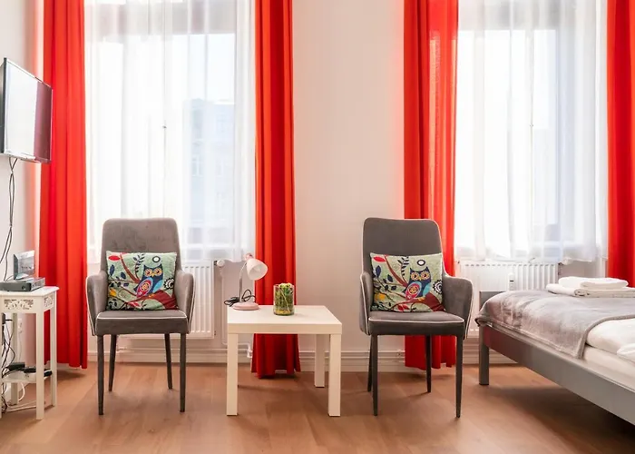 City Studio For 2, Near Sonnenallee * Berlín